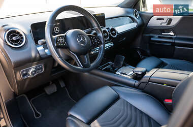 Позашляховик / Кросовер Mercedes-Benz GLB-Class 2019 в 