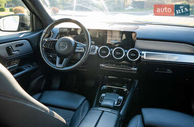 Позашляховик / Кросовер Mercedes-Benz GLB-Class 2019 в 