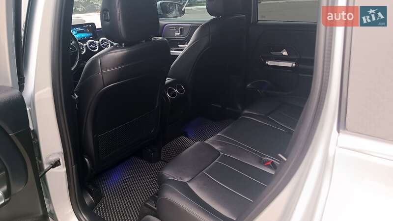 Позашляховик / Кросовер Mercedes-Benz GLB-Class 2019 в Києві