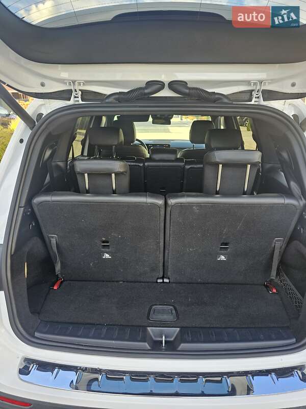 Внедорожник / Кроссовер Mercedes-Benz GLB-Class 2020 в Луцке