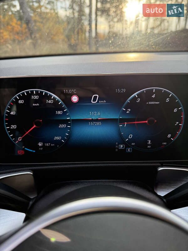 Внедорожник / Кроссовер Mercedes-Benz GLB-Class 2021 в Киеве