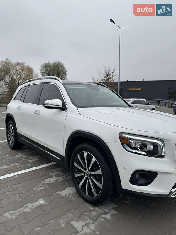 Позашляховик / Кросовер Mercedes-Benz GLB-Class 2023 в Києві фото 10 Позашляховик / Кросовер Mercedes-Benz GLB-Class 2023 в Києві