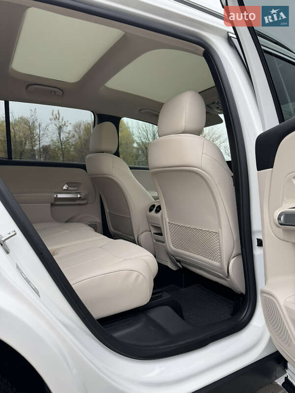 Позашляховик / Кросовер Mercedes-Benz GLB-Class 2023 в Києві фото 15 Позашляховик / Кросовер Mercedes-Benz GLB-Class 2023 в Києві