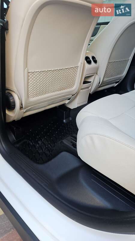 Внедорожник / Кроссовер Mercedes-Benz GLB-Class 2022 в Киеве фото 16 Внедорожник / Кроссовер Mercedes-Benz GLB-Class 2022 в Киеве