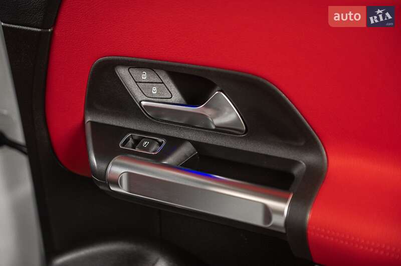 Позашляховик / Кросовер Mercedes-Benz GLB-Class 2020 в Одесі фото 21 Позашляховик / Кросовер Mercedes-Benz GLB-Class 2020 в Одесі