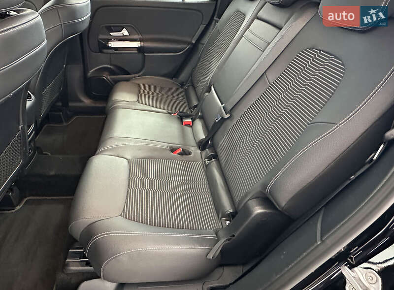 Внедорожник / Кроссовер Mercedes-Benz GLB-Class 2021 в Львове
