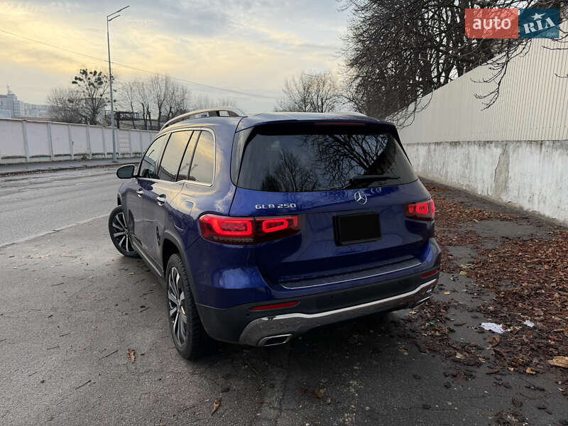 Внедорожник / Кроссовер Mercedes-Benz GLB-Class 2021 в Киеве фото 9 Внедорожник / Кроссовер Mercedes-Benz GLB-Class 2021 в Киеве