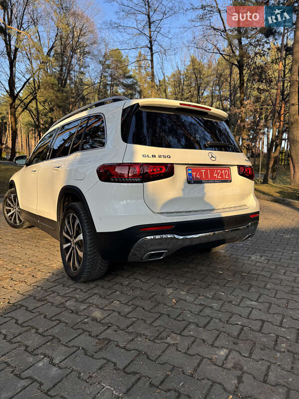 Позашляховик / Кросовер Mercedes-Benz GLB-Class 2022 в Львові