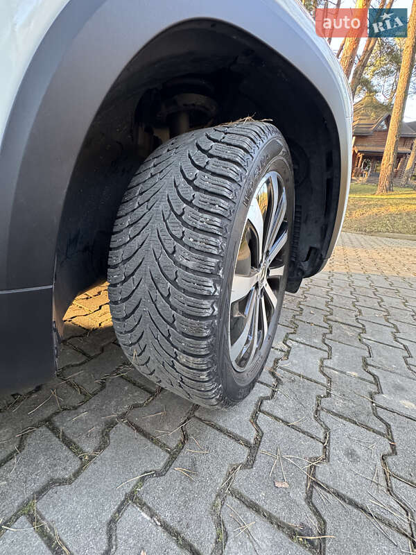 Позашляховик / Кросовер Mercedes-Benz GLB-Class 2022 в Львові