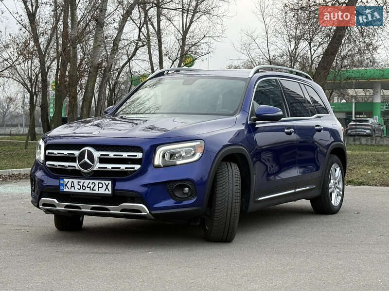 Внедорожник / Кроссовер Mercedes-Benz GLB-Class 2020 в Киеве