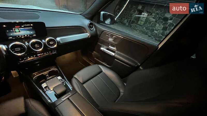 Внедорожник / Кроссовер Mercedes-Benz GLB-Class 2020 в Хмельницком