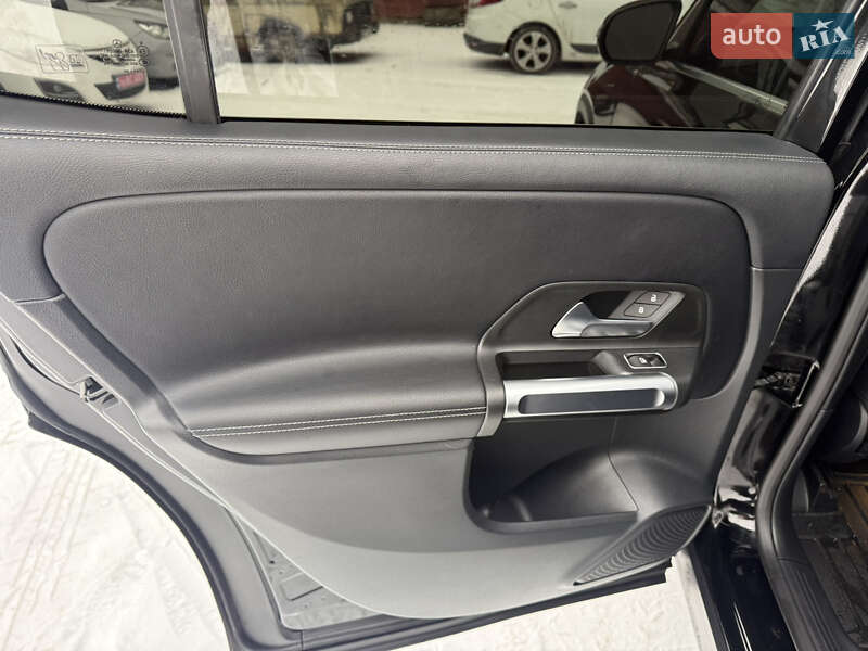 Позашляховик / Кросовер Mercedes-Benz GLB-Class 2021 в Рівному