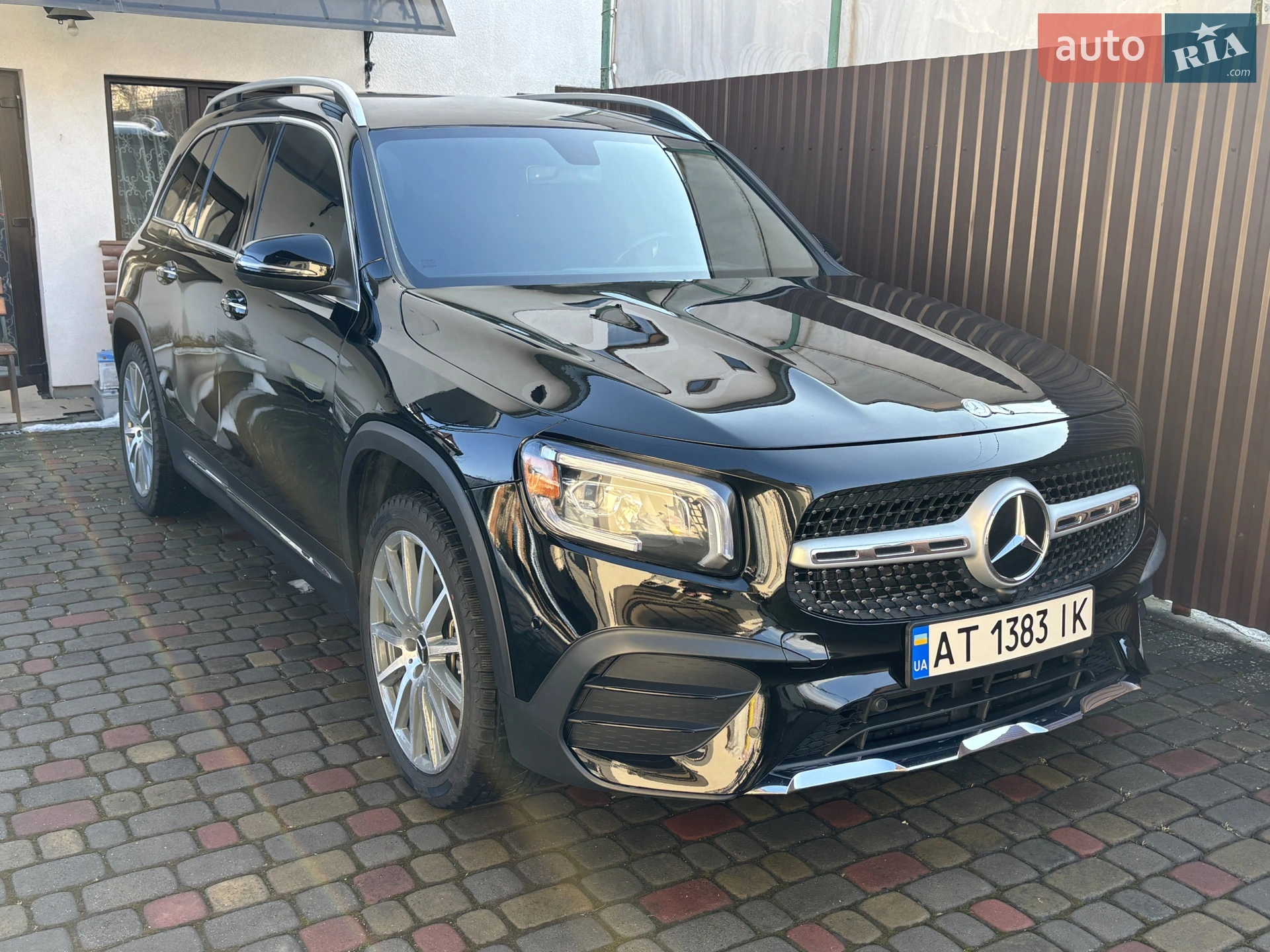 2021 Mercedes-Benz GLB - мініатюра 2