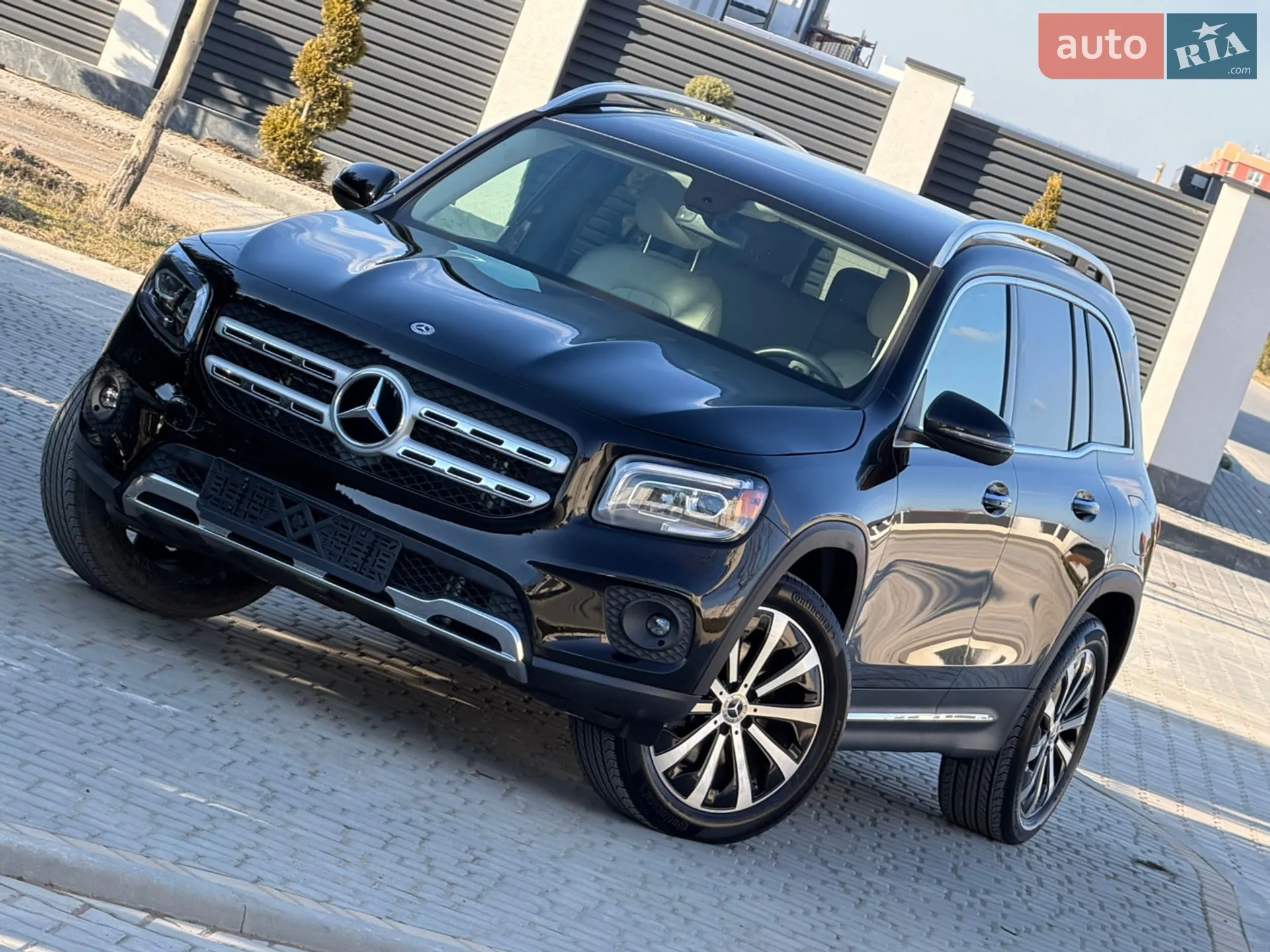 2021 Mercedes-Benz GLB - мініатюра 2