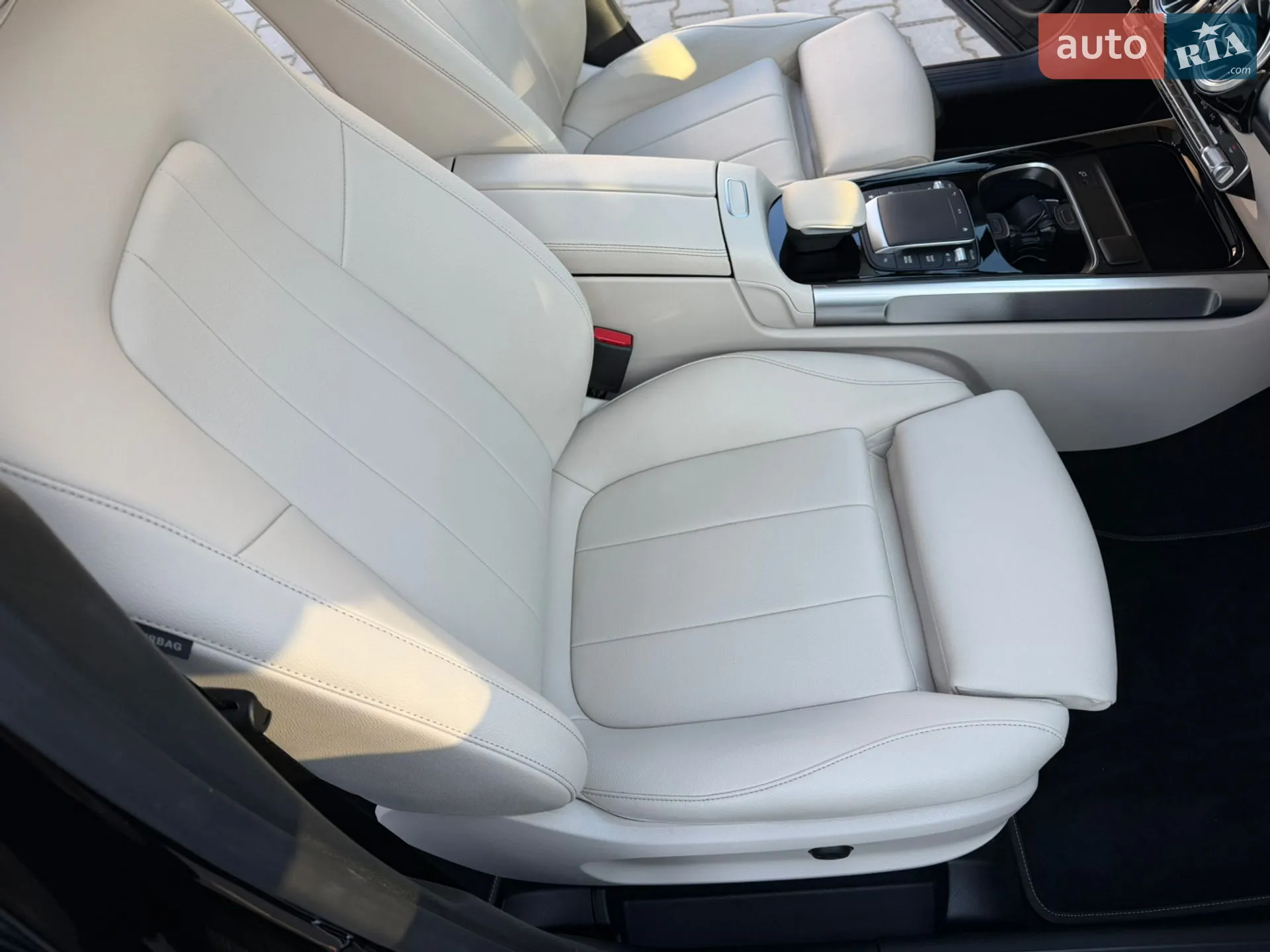 2021 Mercedes-Benz GLB - мініатюра 17