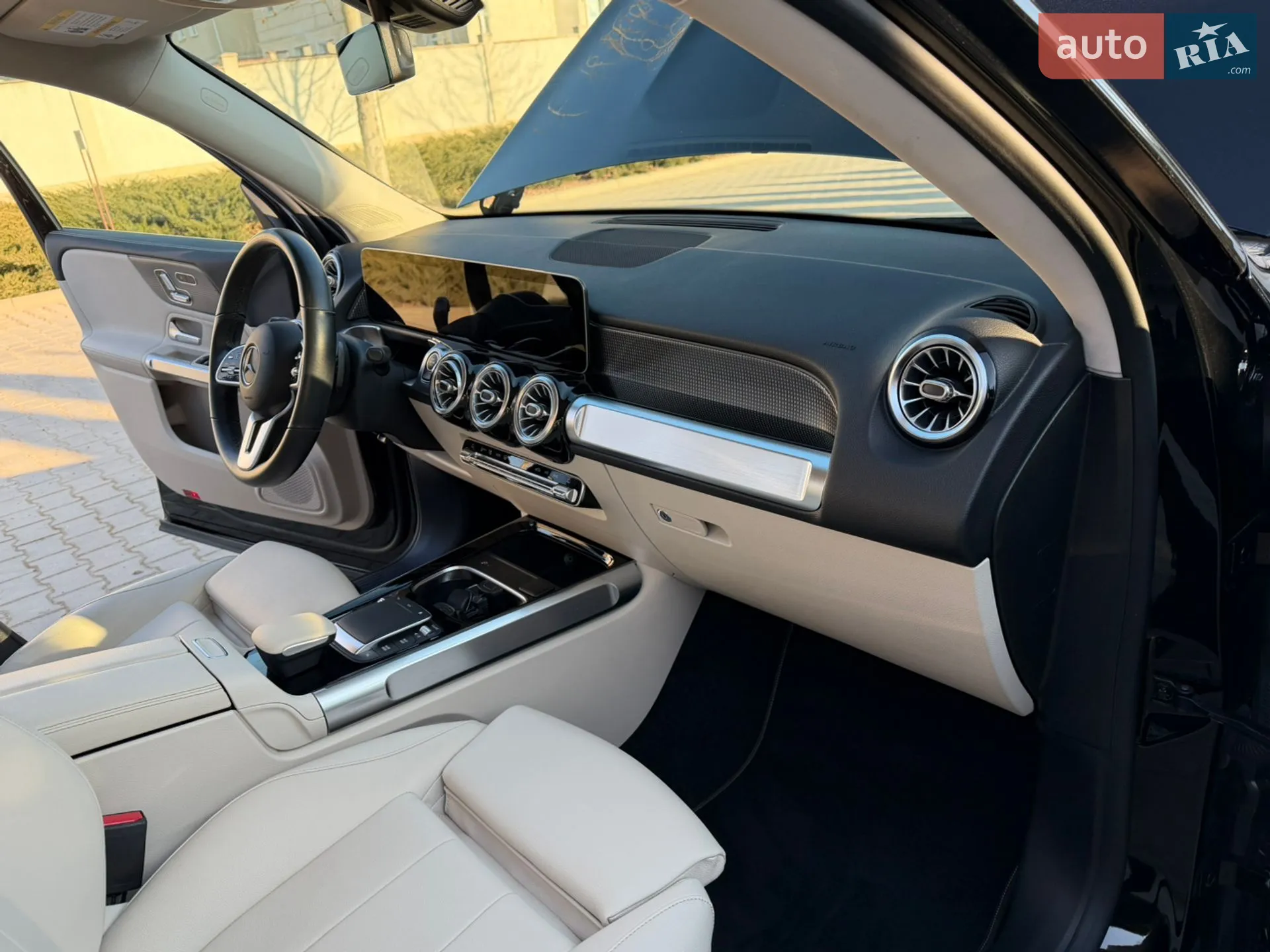 2021 Mercedes-Benz GLB - мініатюра 19