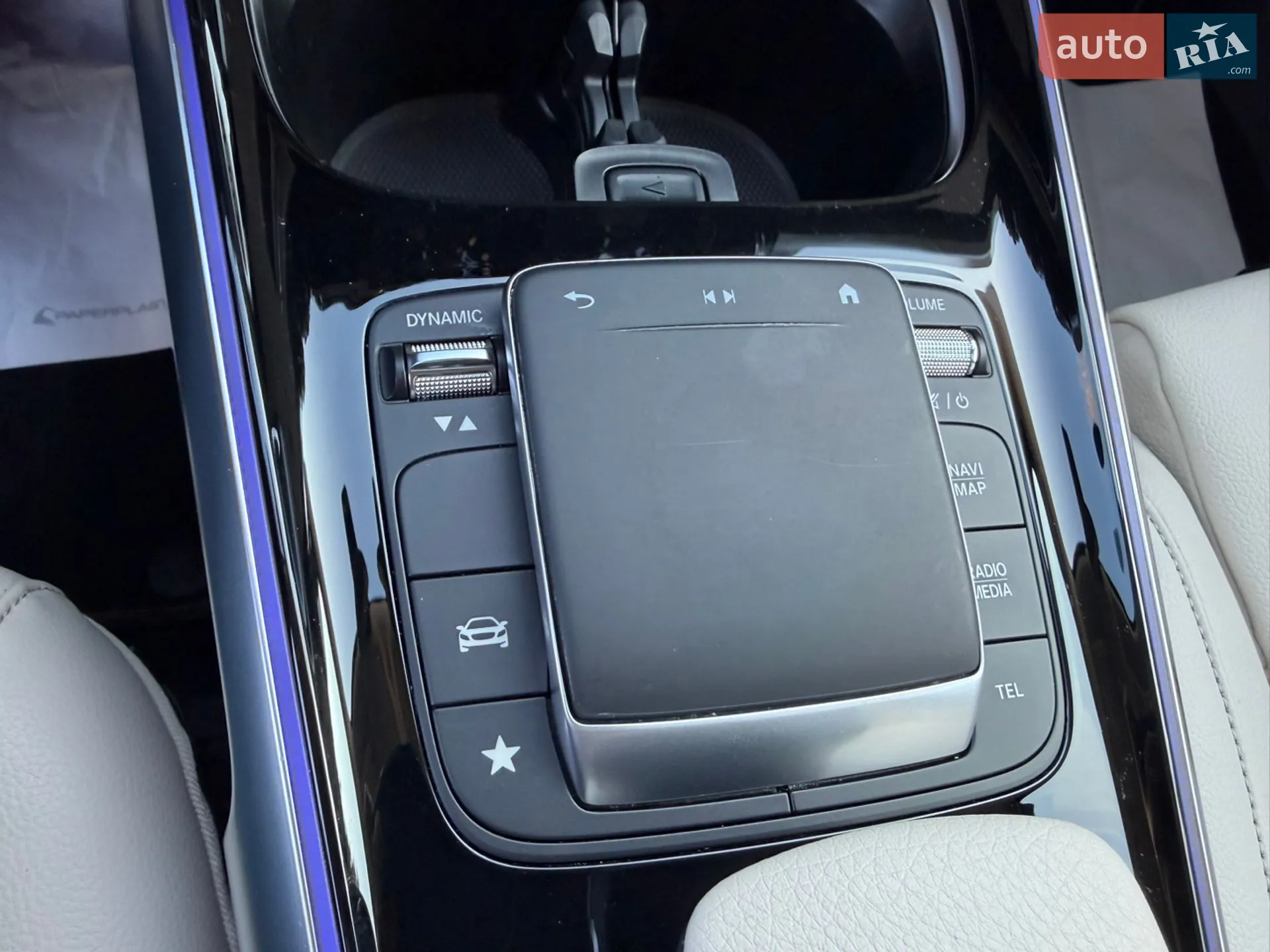 2021 Mercedes-Benz GLB - мініатюра 26