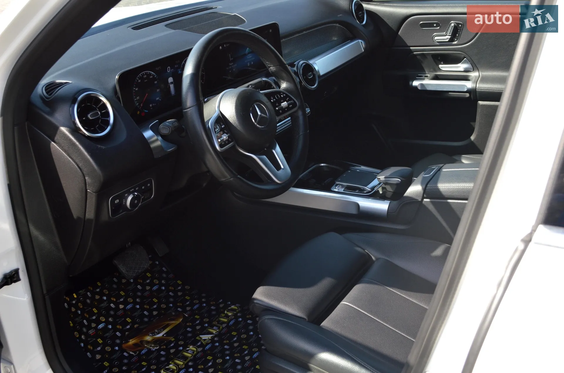 2020 Mercedes-Benz GLB - мініатюра 17