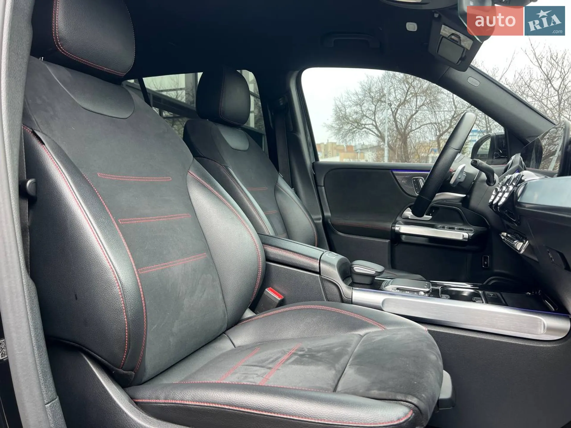 2021 Mercedes-Benz GLB - мініатюра 25