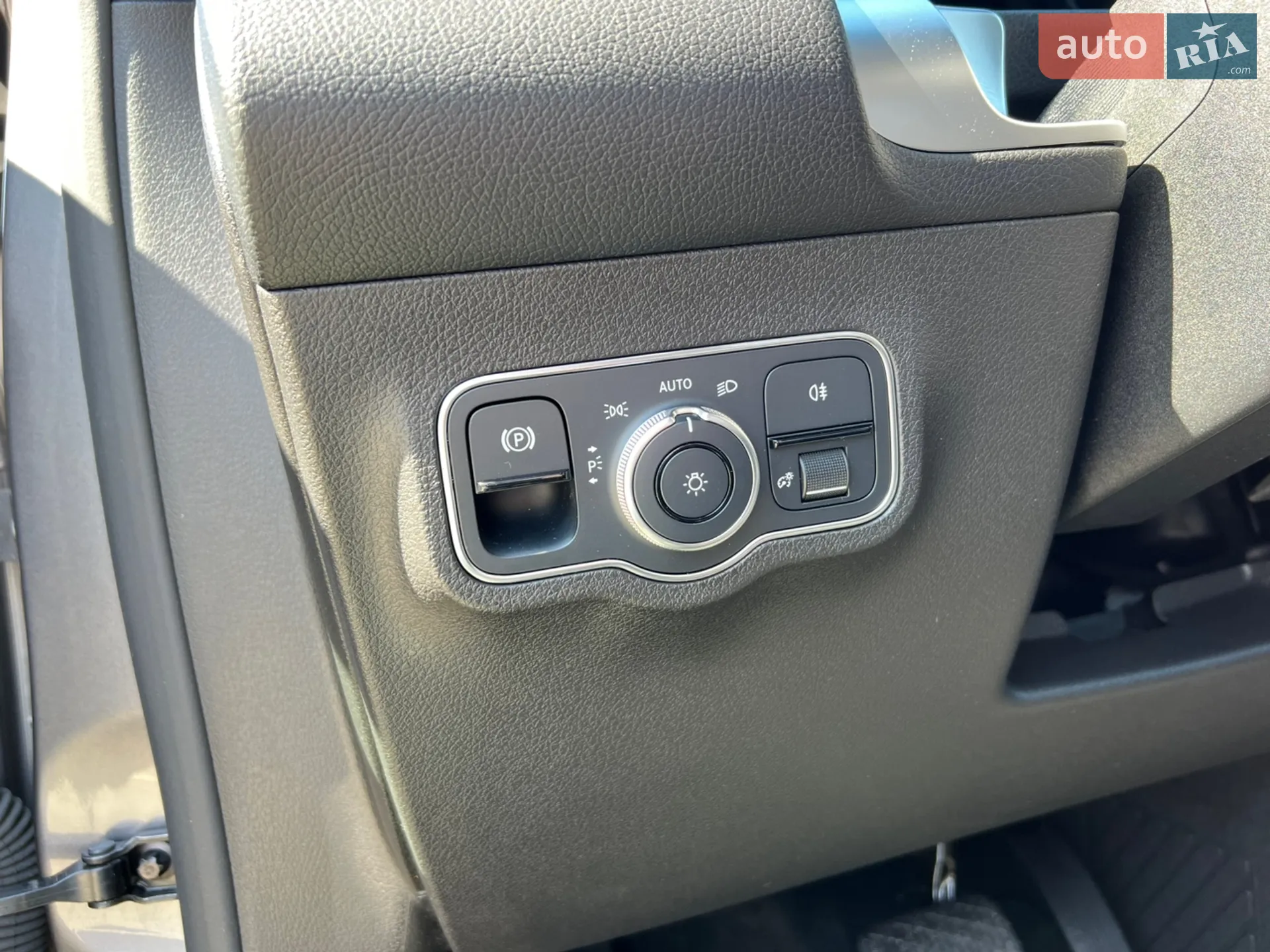 2021 Mercedes-Benz GLB - мініатюра 17
