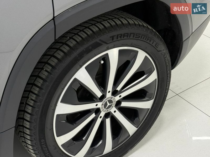 Внедорожник / Кроссовер Mercedes-Benz GLB-Class 2019 в Одессе