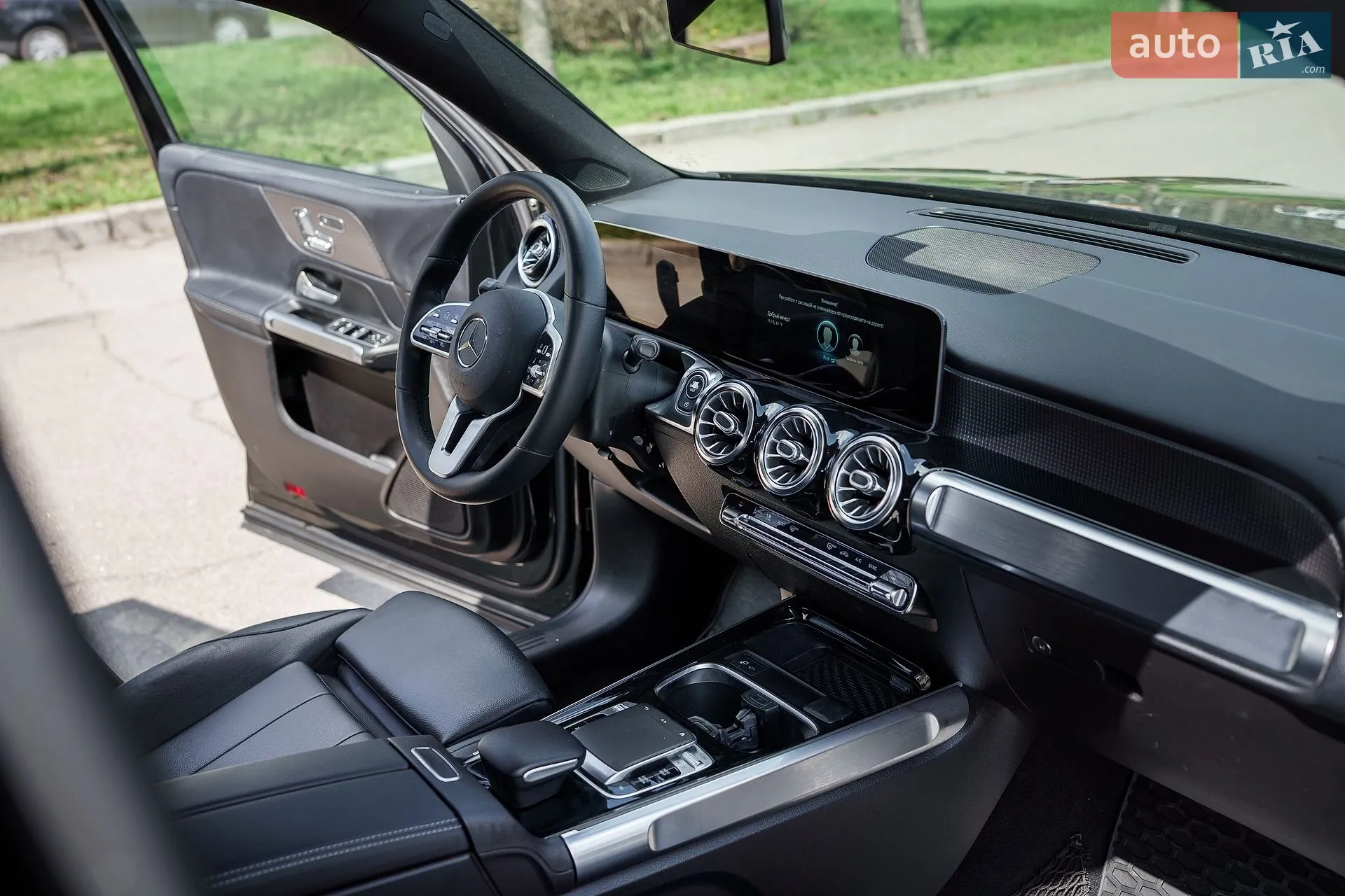 2019 Mercedes-Benz GLB - мініатюра 30