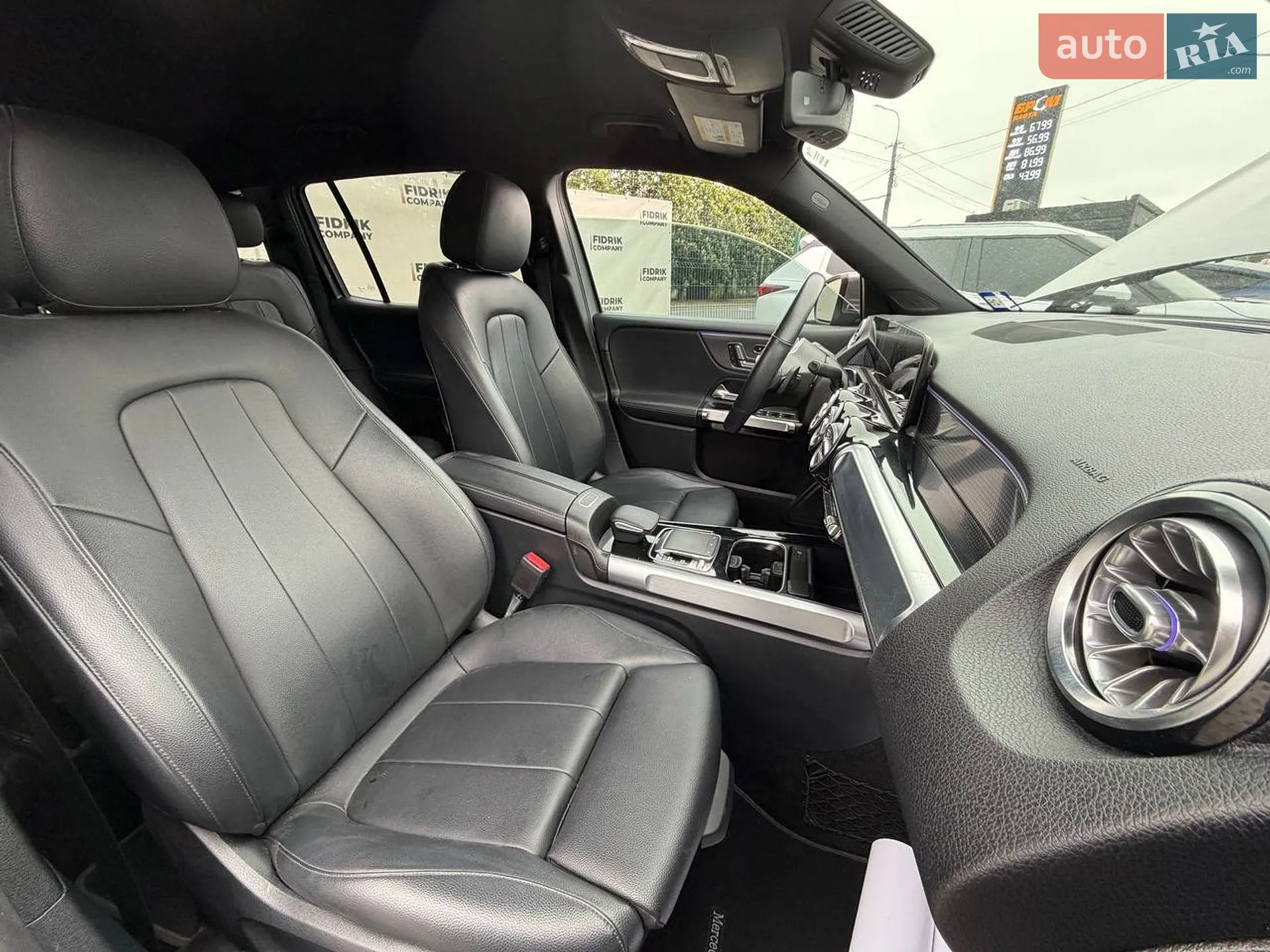 2020 Mercedes-Benz GLB - мініатюра 13