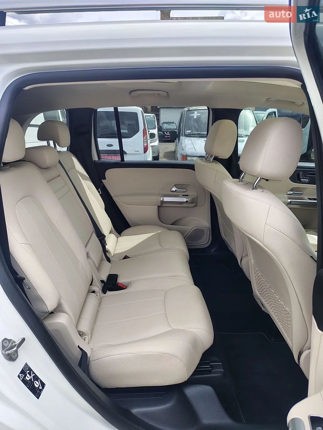 2022 Mercedes-Benz GLB - мініатюра 18