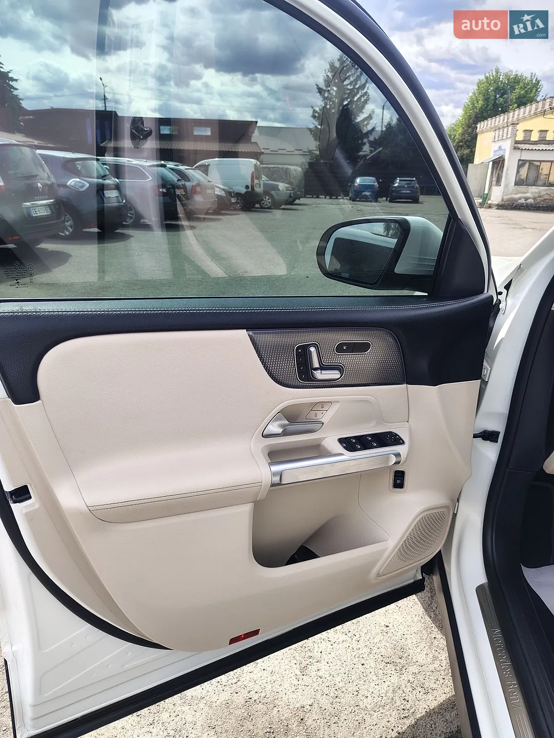 2022 Mercedes-Benz GLB - мініатюра 24