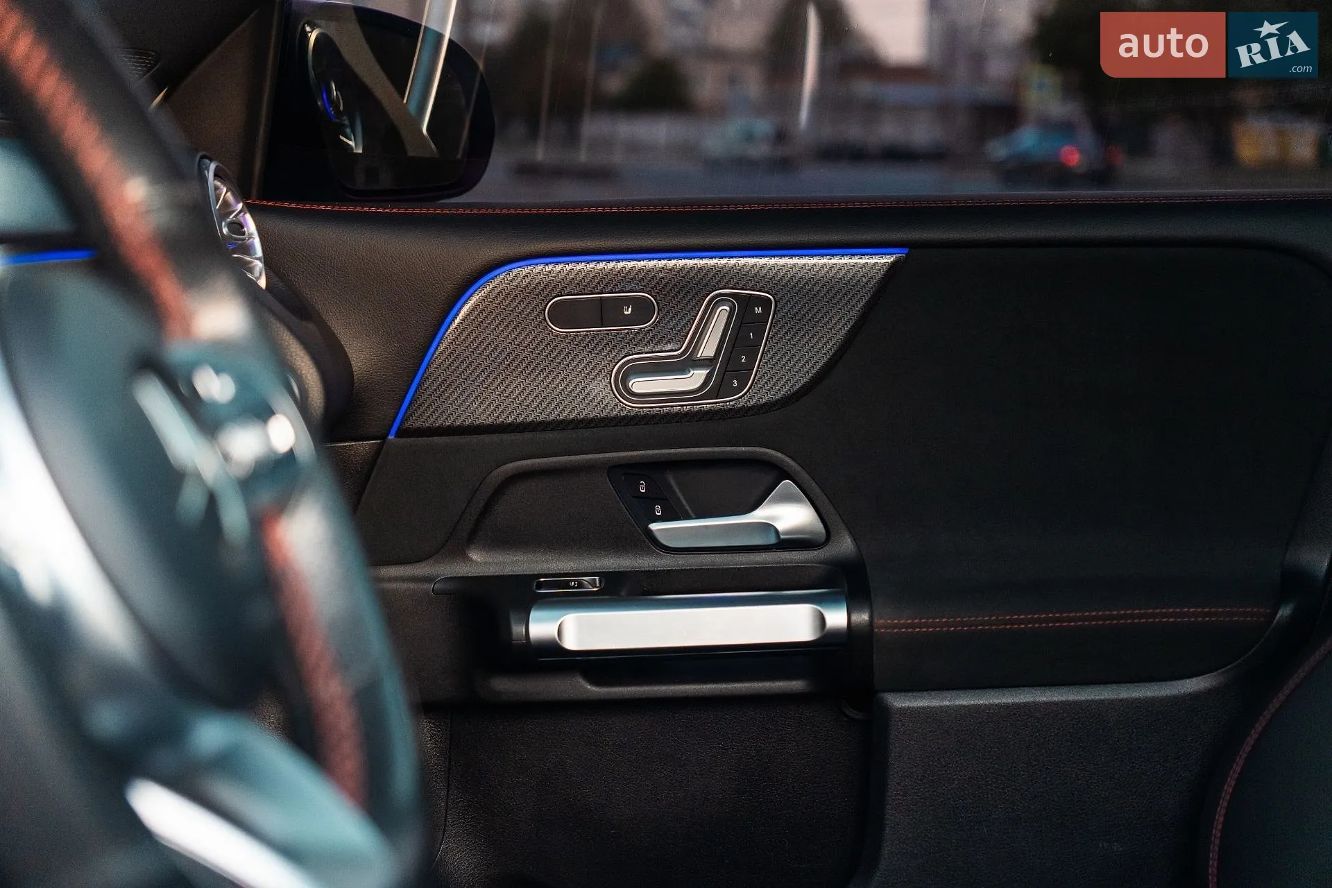 2021 Mercedes-Benz GLB - мініатюра 50