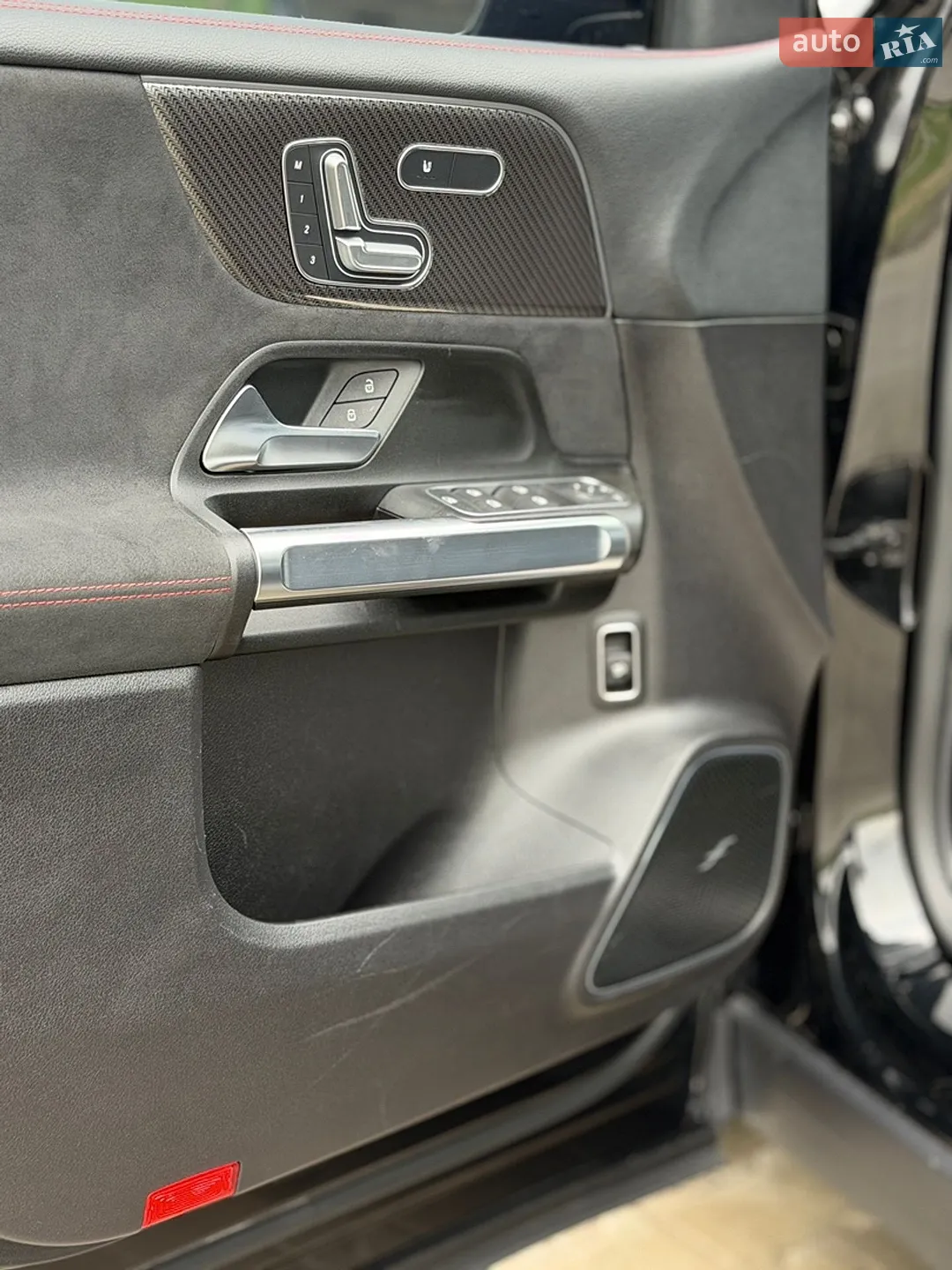 2021 Mercedes-Benz GLB - мініатюра 22