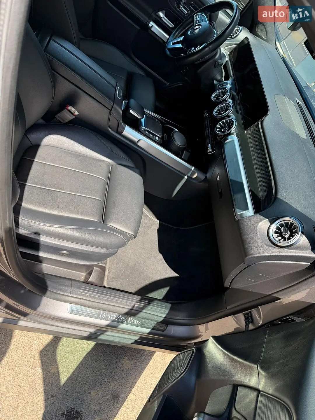 2022 Mercedes-Benz GLB - мініатюра 15
