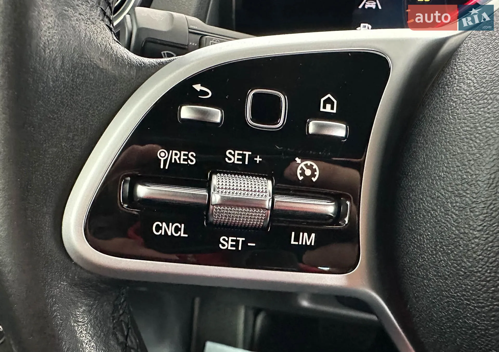 2021 Mercedes-Benz GLB - мініатюра 22