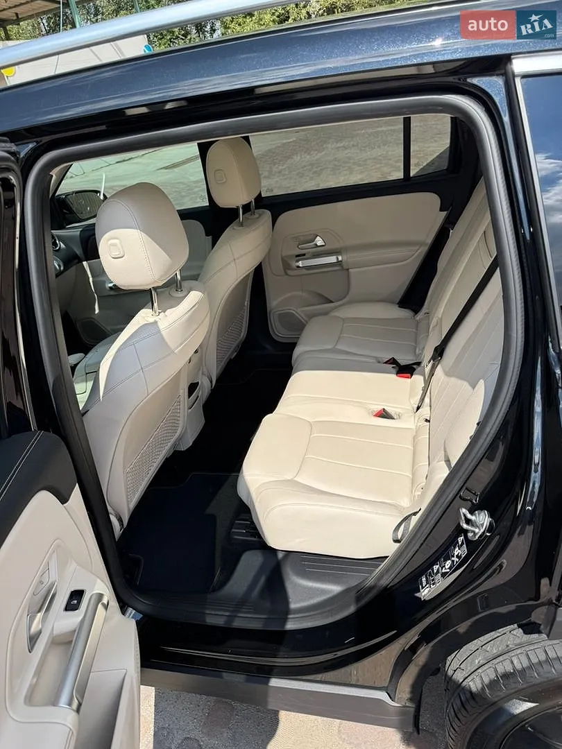 2021 Mercedes-Benz GLB - мініатюра 12