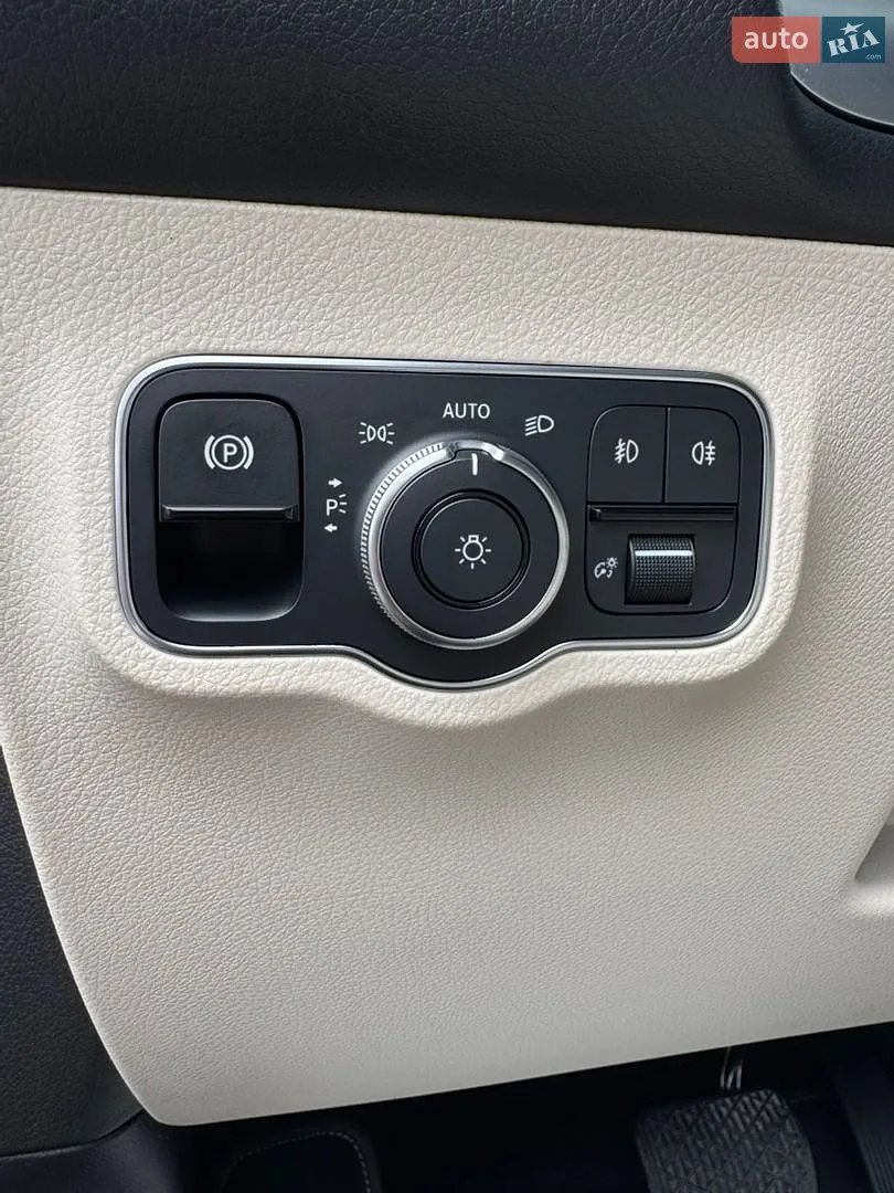 2021 Mercedes-Benz GLB - мініатюра 26