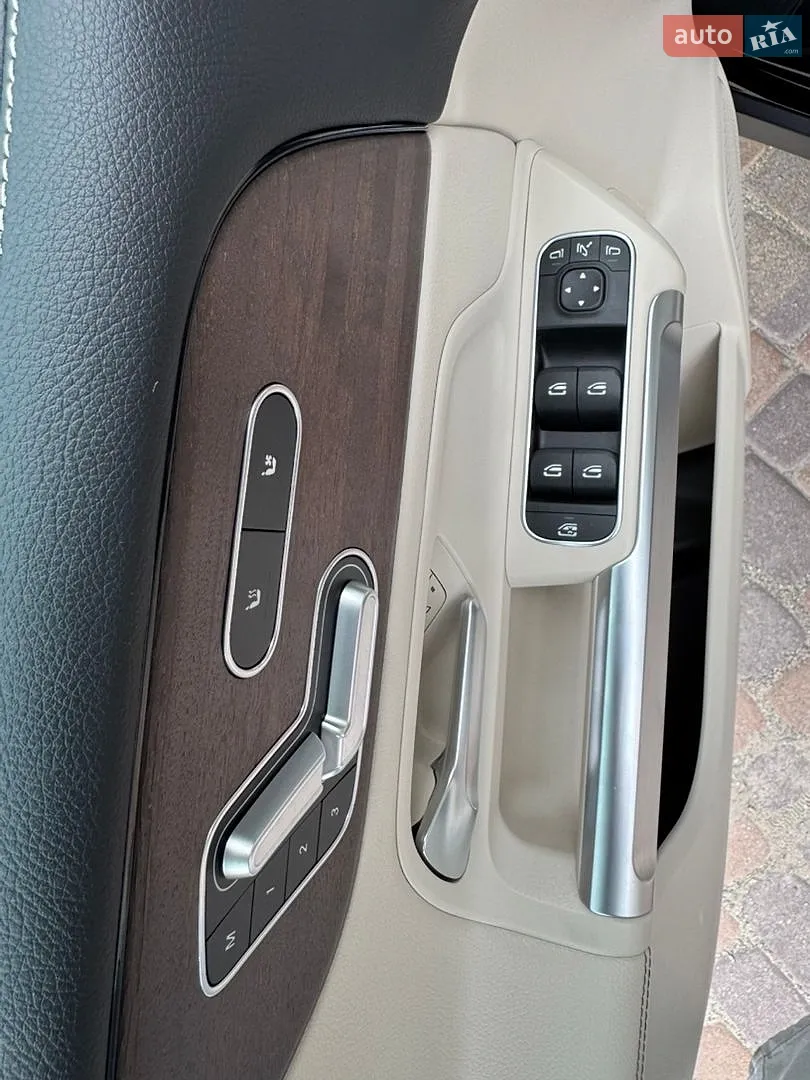 2021 Mercedes-Benz GLB - мініатюра 31