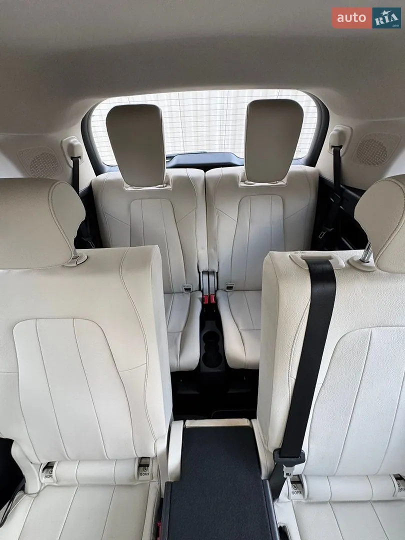 2021 Mercedes-Benz GLB - мініатюра 34