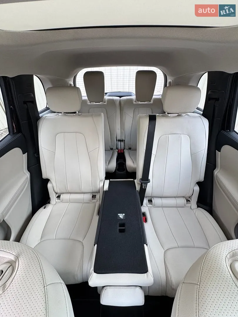 2021 Mercedes-Benz GLB - мініатюра 33