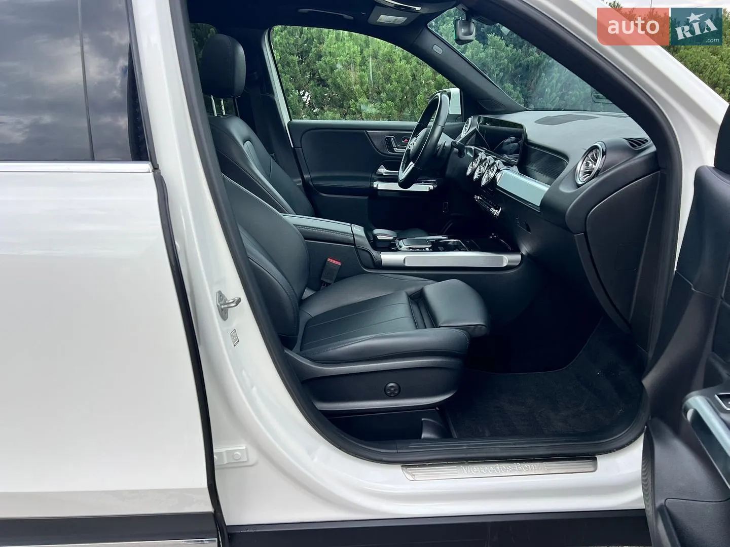 2022 Mercedes-Benz GLB - мініатюра 53