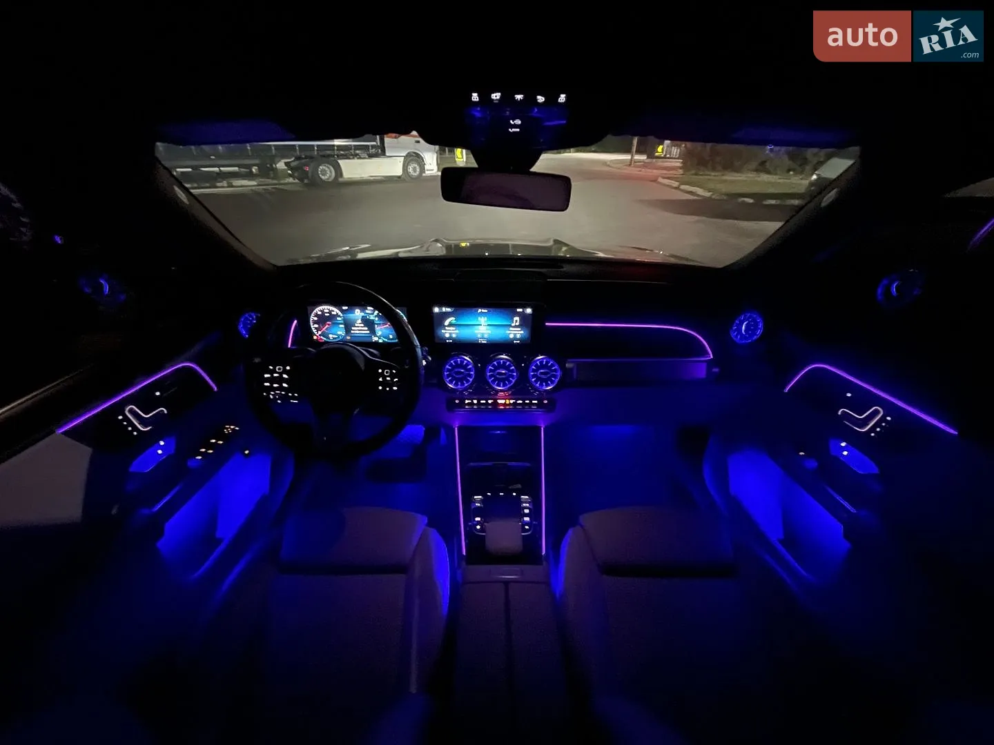 2020 Mercedes-Benz GLB - мініатюра 29