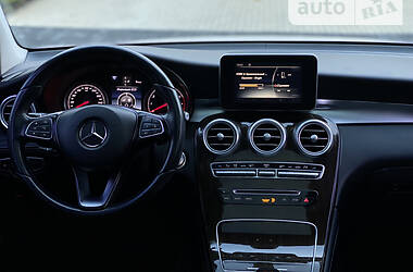 Внедорожник / Кроссовер Mercedes-Benz GLC 300 2015 в Виннице