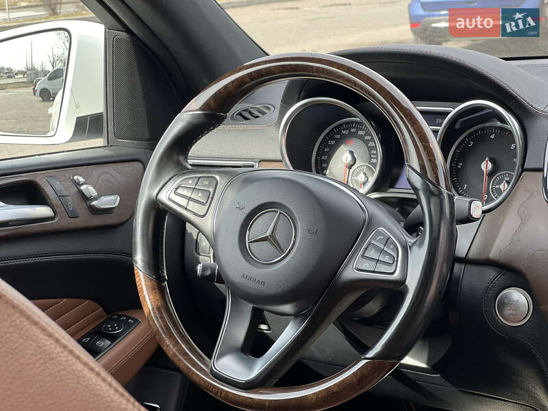 Внедорожник / Кроссовер Mercedes-Benz GLC-Class Coupe 2016 в Киеве