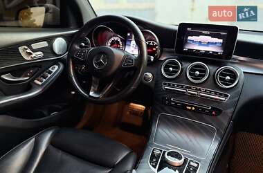 Внедорожник / Кроссовер Mercedes-Benz GLC-Class Coupe 2018 в 