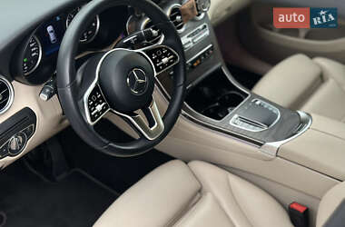 Позашляховик / Кросовер Mercedes-Benz GLC-Class Coupe 2020 в 