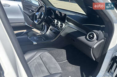 Позашляховик / Кросовер Mercedes-Benz GLC-Class Coupe 2021 в 