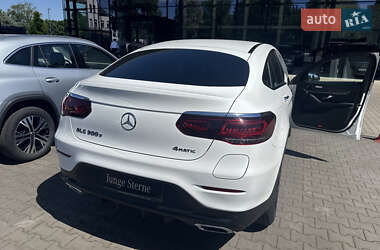 Позашляховик / Кросовер Mercedes-Benz GLC-Class Coupe 2021 в 