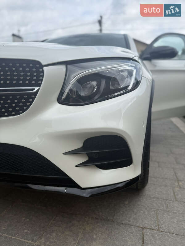 Внедорожник / Кроссовер Mercedes-Benz GLC-Class Coupe 2016 в 