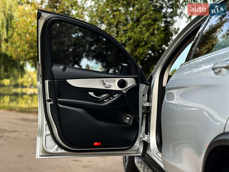 Внедорожник / Кроссовер Mercedes-Benz GLC-Class Coupe 2018 в Ровно фото 42 Внедорожник / Кроссовер Mercedes-Benz GLC-Class Coupe 2018 в Ровно