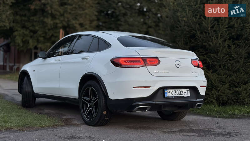 Позашляховик / Кросовер Mercedes-Benz GLC-Class Coupe 2020 в Млиніві
