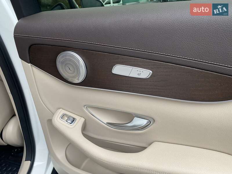 Внедорожник / Кроссовер Mercedes-Benz GLC-Class Coupe 2020 в Киеве